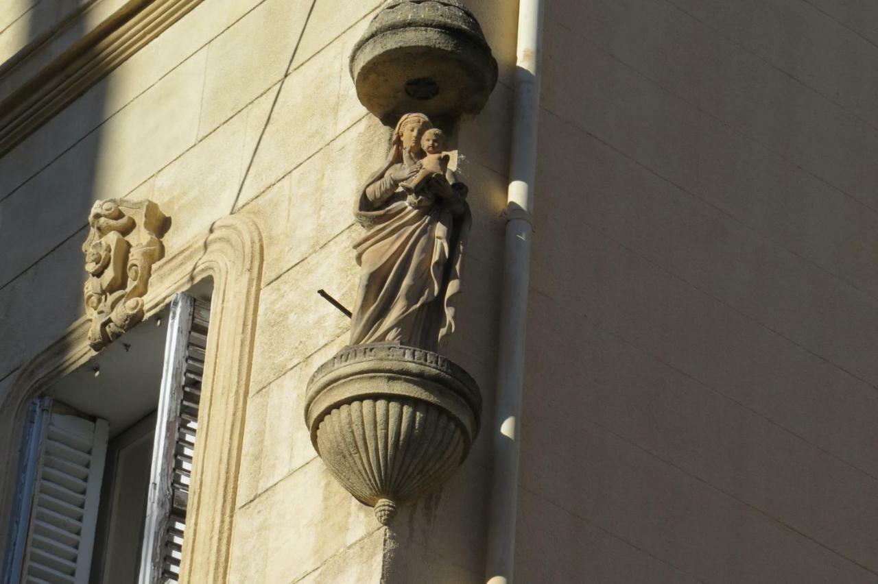 Studio Calme Et Tres Lumineux, Au Pied De Notre Dame De La Garde 马赛 外观 照片